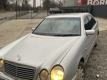 Авто Mercedes E Серия 1996 № 8032001