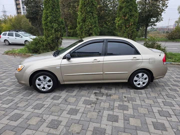 Авто KIA Cerato Forte  2008 № 8032020