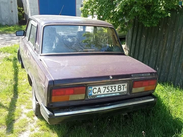 Авто ВАЗ 2107 1999 № 8032280