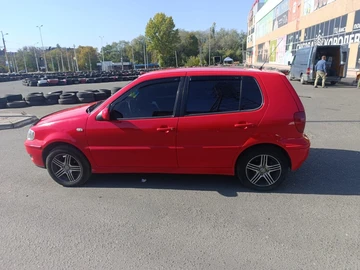Авто Volkswagen Polo 2000 № 8032298
