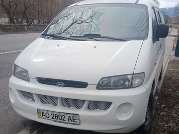 Авто Hyundai H200 1999 № 8032299