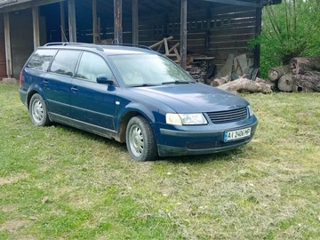 Авто Volkswagen Passat Hatchback 1998 № 8032334