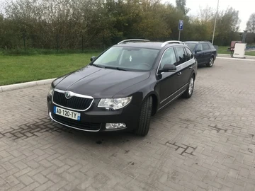 Авто Skoda Superb 2010 № 8032571
