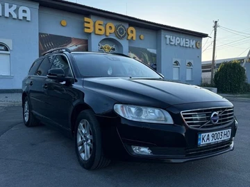 Авто Volvo V70 2015 № 8032765