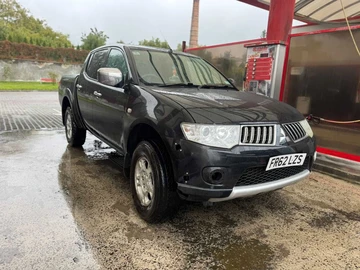 Авто Mitsubishi L 200 2013 № 8032766