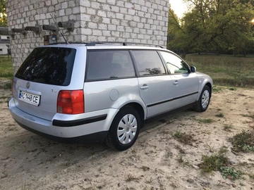 Авто Volkswagen Passat Variant 1999 № 8032789