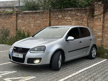 Авто Volkswagen Golf 2004 № 8032984