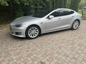 Авто Tesla Model S 2018 № 8033049