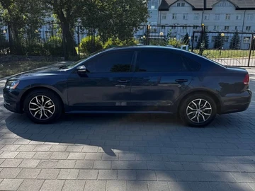 Авто Volkswagen Passat Sedan 2012 № 8033202