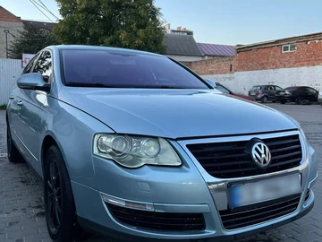 Авто Volkswagen Passat Sedan 2005 № 8033387