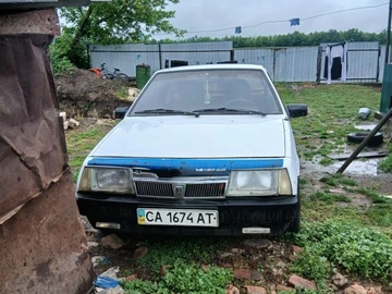Авто ВАЗ 2108 1992 № 8033487