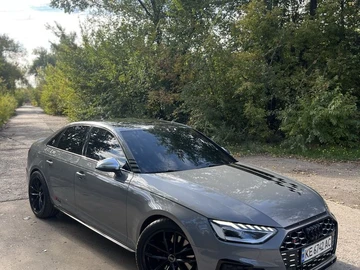 Авто Audi S4 2018 № 8033496