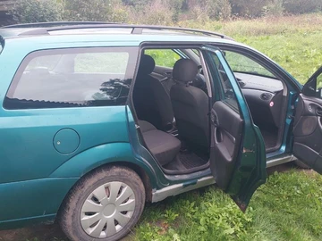 Авто Ford Focus 2000 № 8033708
