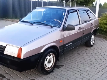 Авто ВАЗ 2109 2001 № 8033758