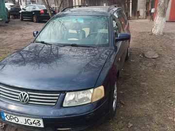 Авто Volkswagen Passat Sedan 1999 № 8033802