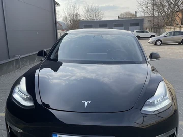 Авто Tesla Model 3 2019 № 8033803