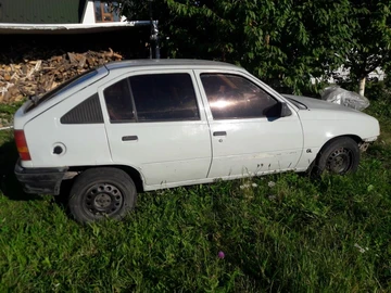 Авто Opel Kadett 1994 № 8033940
