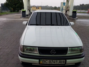 Авто Opel Vectra 1995 № 8034031