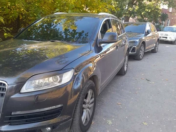Авто Audi Q7 2007 № 8034045