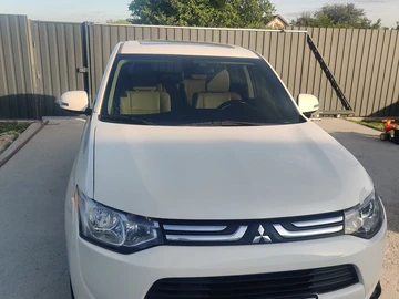 Авто Mitsubishi Outlander 2013 № 8034055
