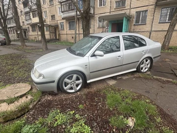 Авто Skoda Octavia 2002 № 8034595