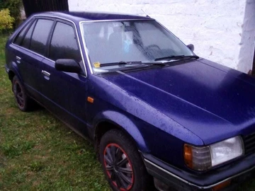 Авто Mazda 323 1988 № 8034602
