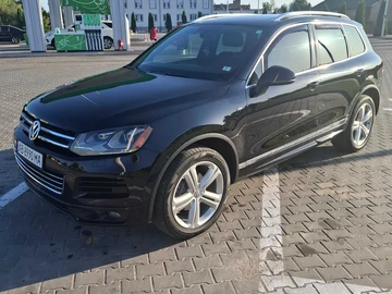 Авто Volkswagen Touareg 2014 № 8034713