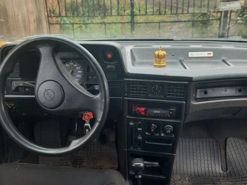 Авто Opel Admiral 1985 № 8034795