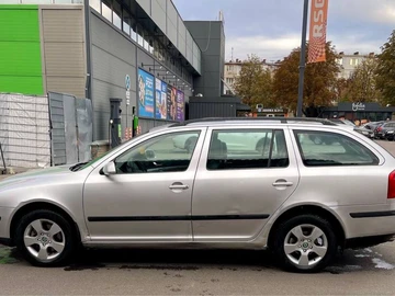 Авто Skoda Octavia 2005 № 8034812