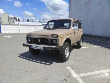 Авто ВАЗ 2121 1983 № 8034836