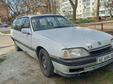 Авто Opel Omega 1993 № 8034917
