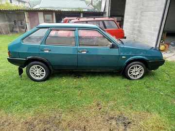 Авто ВАЗ 2109 2002 № 8035052