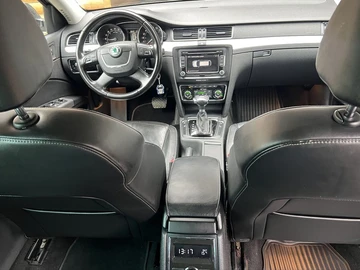 Авто Skoda Superb 2010 № 8035068