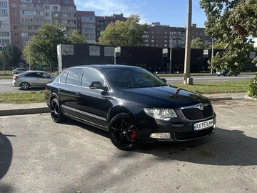 Авто Skoda Superb 2012 № 8035463