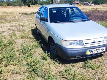 Авто ВАЗ 2112 2004 № 8035507
