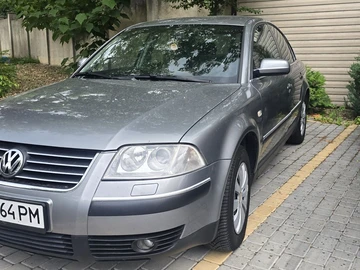 Авто Volkswagen Passat Sedan 2002 № 8035531