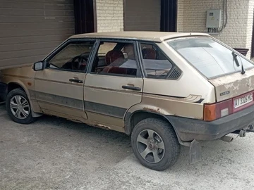 Авто ВАЗ 2109 1988 № 8035701