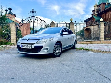 Авто Renault Megane 2010 № 8035714