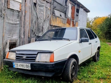 Авто ВАЗ 2109 1995 № 8036005