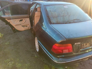 Авто BMW 5 Серия 1998 № 8036015