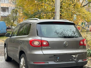 Авто Volkswagen Tiguan 2010 № 8036141
