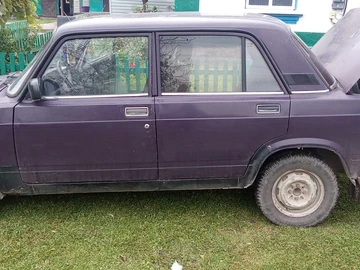 Авто ВАЗ 2107 2004 № 8036157