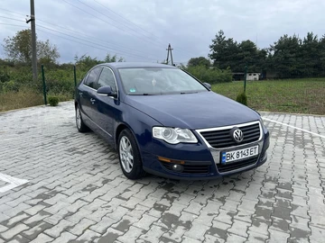 Авто Volkswagen Passat Sedan 2006 № 8036315