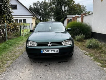 Авто Volkswagen Golf 2000 № 8036363