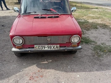 Авто ВАЗ 2101 1983 № 8036391