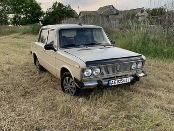 Авто ВАЗ 2103 1980 № 8036395