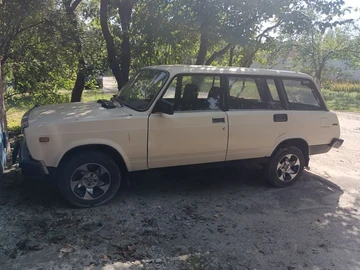 Авто ВАЗ 2104 1985 № 8036590