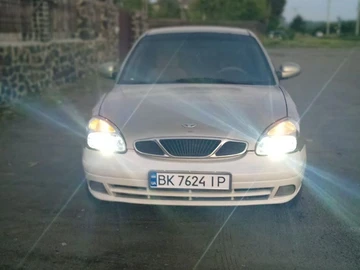 Авто Daewoo Nubira 2000 № 8036596