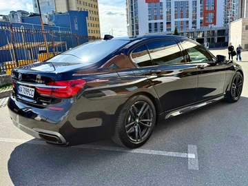 Авто BMW 7 Серия 2017 № 8036817
