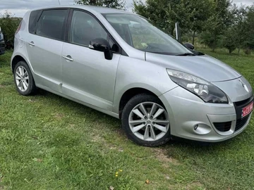 Авто Renault Scenic 2011 № 8036917